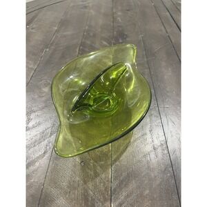 Viking Avocado Green Glass Divided‎ Relish Serving Dish Bowl Nuts Candy